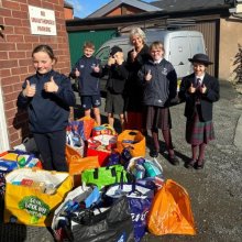Oswestry Prep School donate food to the Food Bank Oswestry Prep School donate food to the Food Bank