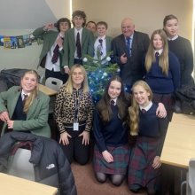 Christmas Tree Gift For Form Group Christmas Tree Gift For Form Group