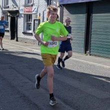 Freddie Runs Sub-Hour 10K Freddie Runs Sub-Hour 10K